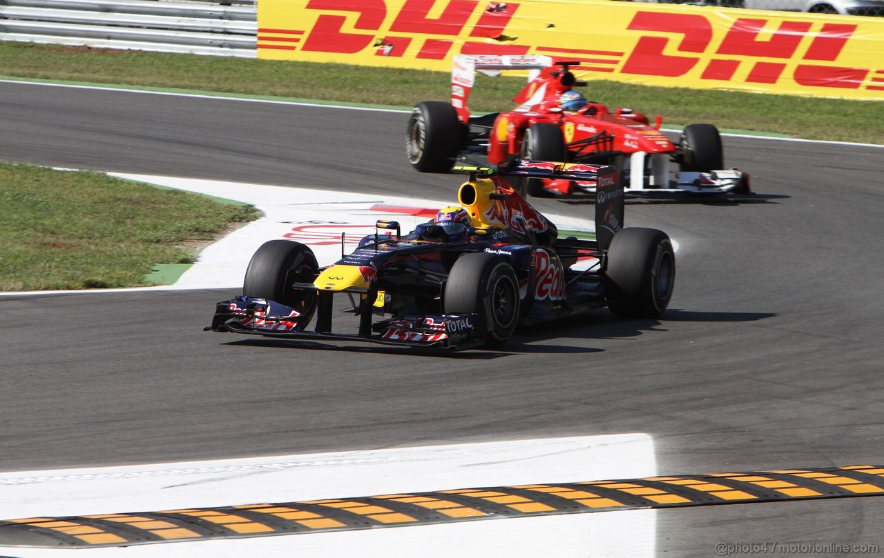 GP ITALIA, 09.09.2011- Prove Libere 1, Venerdi', Mark Webber (AUS), Red Bull Racing, RB7 e Fernando Alonso (ESP), Ferrari, F-150 Italia