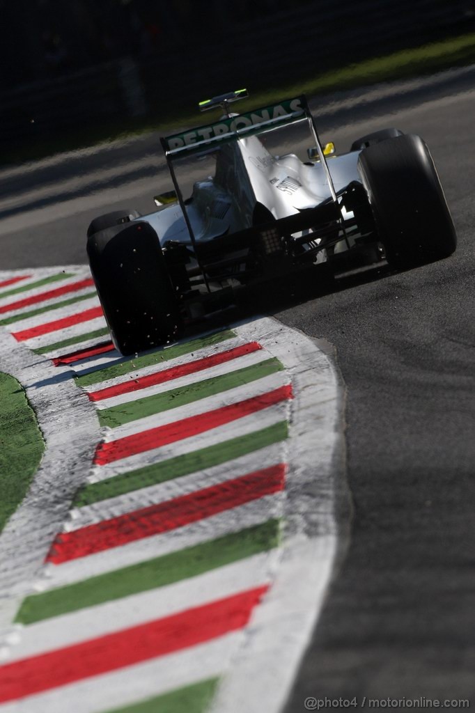 GP ITALIA, 09.09.2011- Prove Libere 1, Venerdi', Nico Rosberg (GER), Mercedes GP Petronas F1 Team, MGP W02 