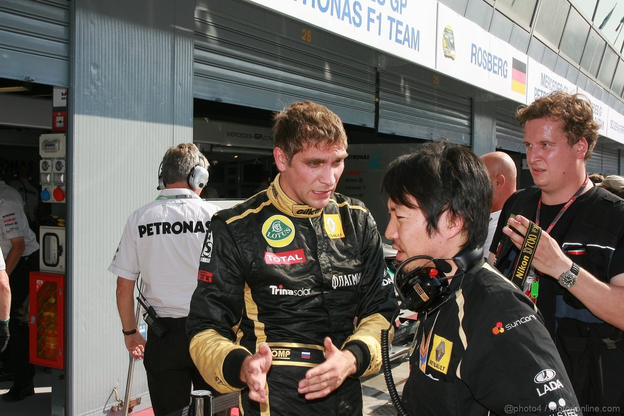 GP ITALIA, 09.09.2011- Prove Libere 2, Venerdi', Vitaly Petrov (RUS), Lotus Renault GP, R31 