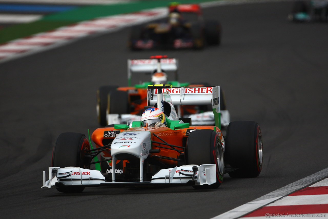 GP KOREA, 16.10.2011- Gara, Paul di Resta (GBR) Force India VJM04 davanti a Adrian Sutil (GER), Force India F1 Team, VJM04 