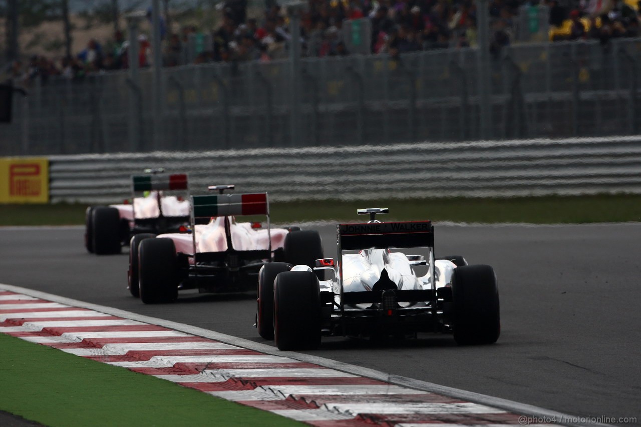 GP KOREA, 16.10.2011- Gara, Jenson Button (GBR), McLaren  Mercedes, MP4-26, Fernando Alonso (ESP), Ferrari, F-150 Italia e Felipe Massa (BRA), Ferrari, F-150 Italia 