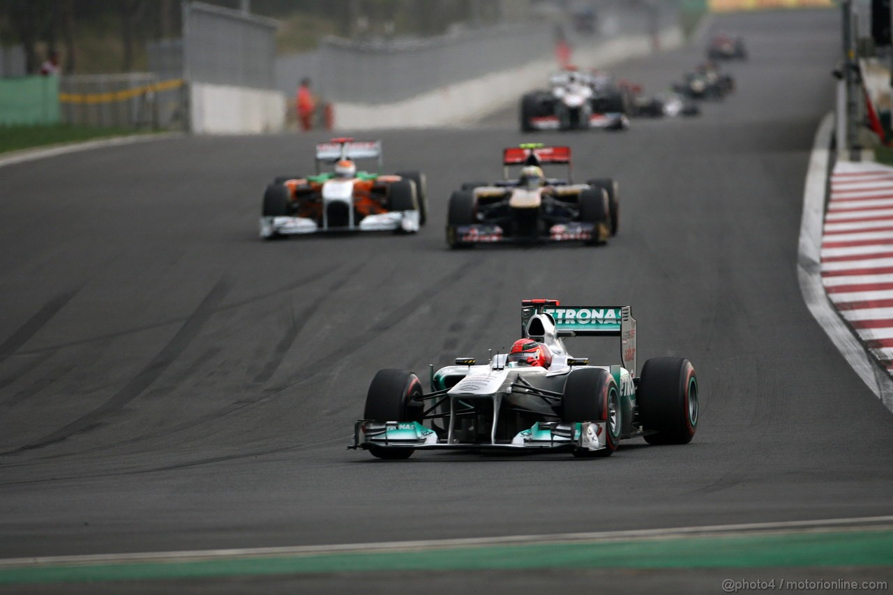 GP KOREA, 16.10.2011- Gara, Michael Schumacher (GER), Mercedes GP Petronas F1 Team, MGP W02 