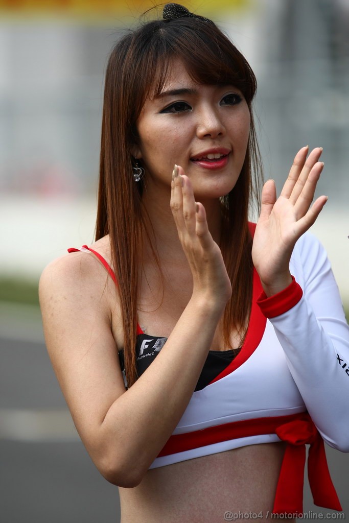 GP KOREA, 16.10.2011- Gara, grid girl, pitbabes