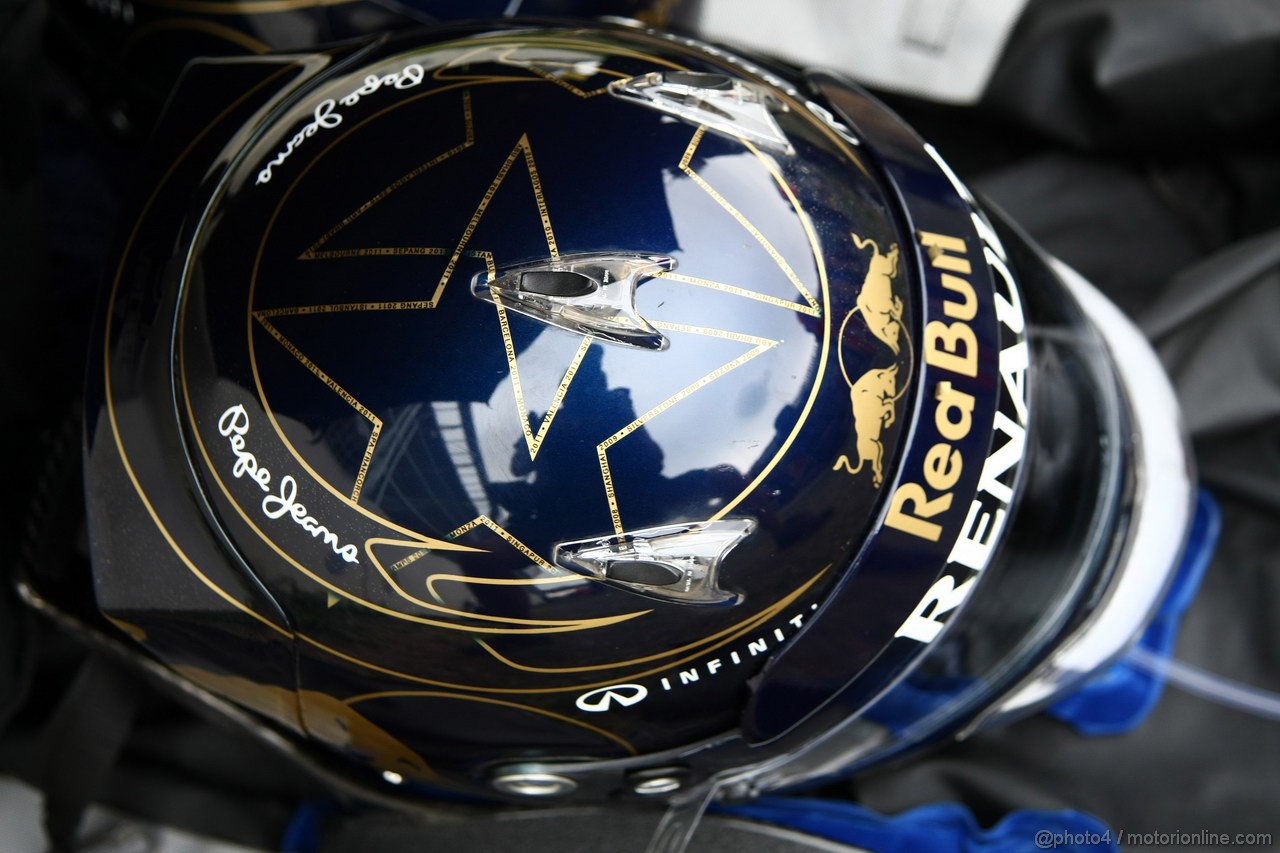 GP KOREA, 16.10.2011- Gara, Helmet of Sebastian Vettel (GER), Red Bull Racing, RB7 