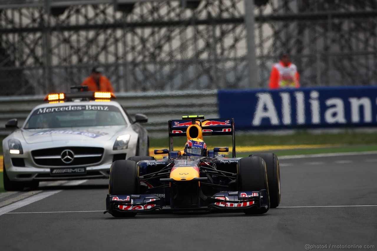 GP KOREA, 16.10.2011- Gara, The Safety car e Mark Webber (AUS), Red Bull Racing, RB7 