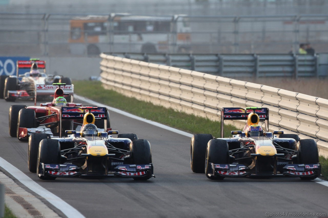 GP KOREA, 16.10.2011- Gara, Sebastian Vettel (GER), Red Bull Racing, RB7 vincitore e Mark Webber (AUS), Red Bull Racing, RB7 terzo 