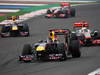 GP KOREA, 16.10.2011- Gara, Sebastian Vettel (GER), Red Bull Racing, RB7 davanti a Lewis Hamilton (GBR), McLaren Mercedes, MP4-26