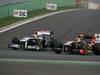 GP KOREA, 16.10.2011- Gara, Rubens Barrichello (BRA), Williams FW33 e Bruno Senna (BRA), Lotus Renault GP R31 