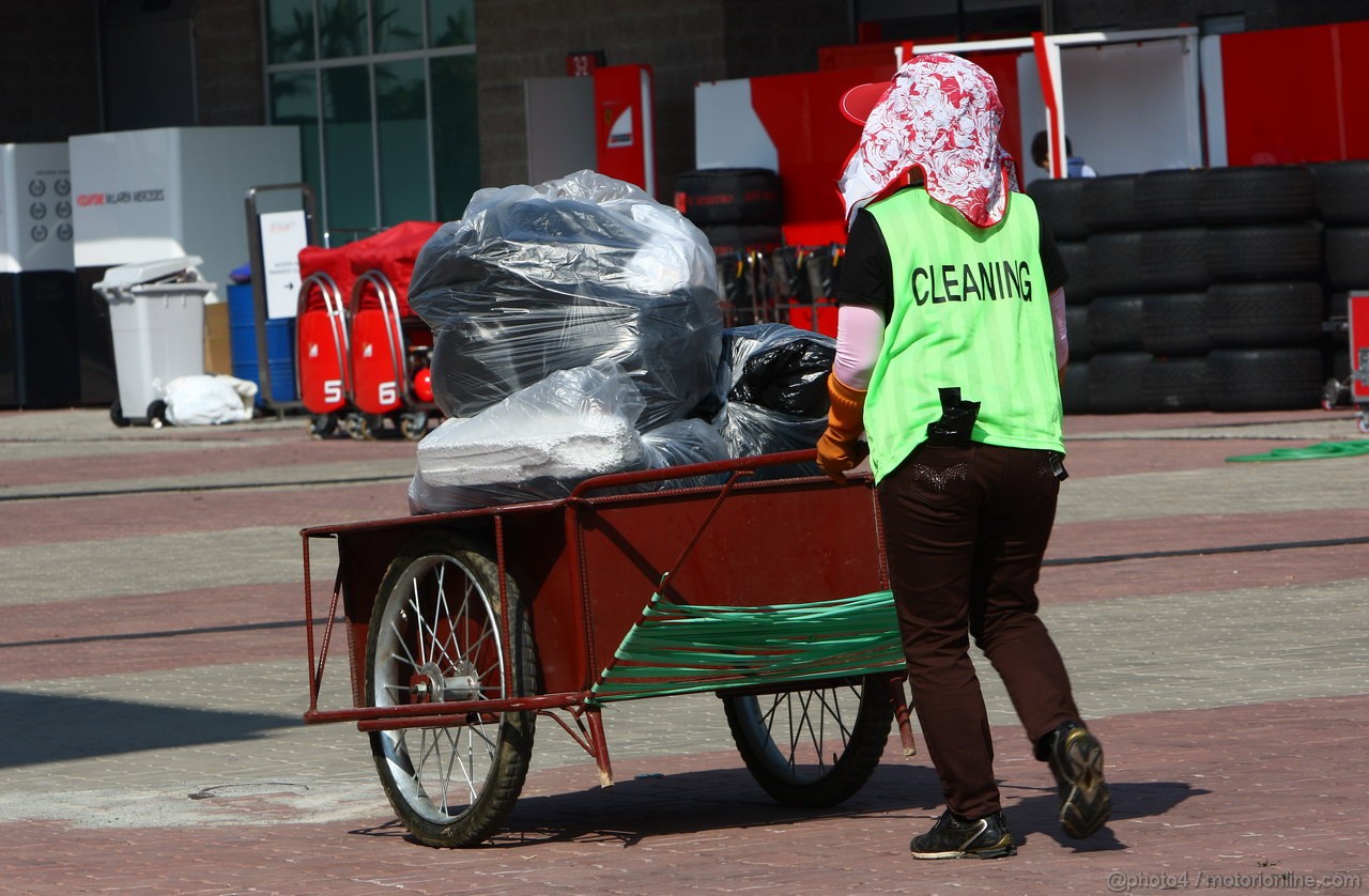 GP KOREA, 13.10.2011- Paddock
