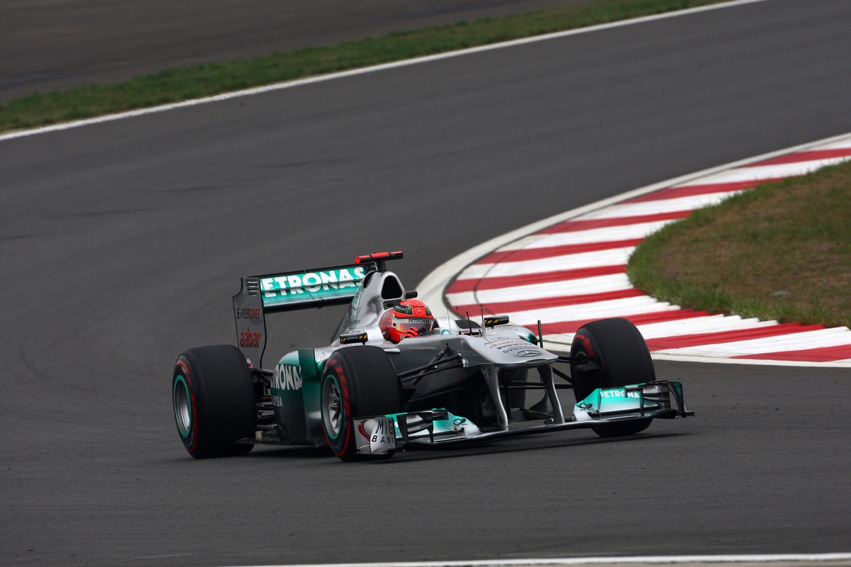 GP KOREA, 15.10.2011- Prove Libere 3, Sabato, Michael Schumacher (GER), Mercedes GP Petronas F1 Team, MGP W02