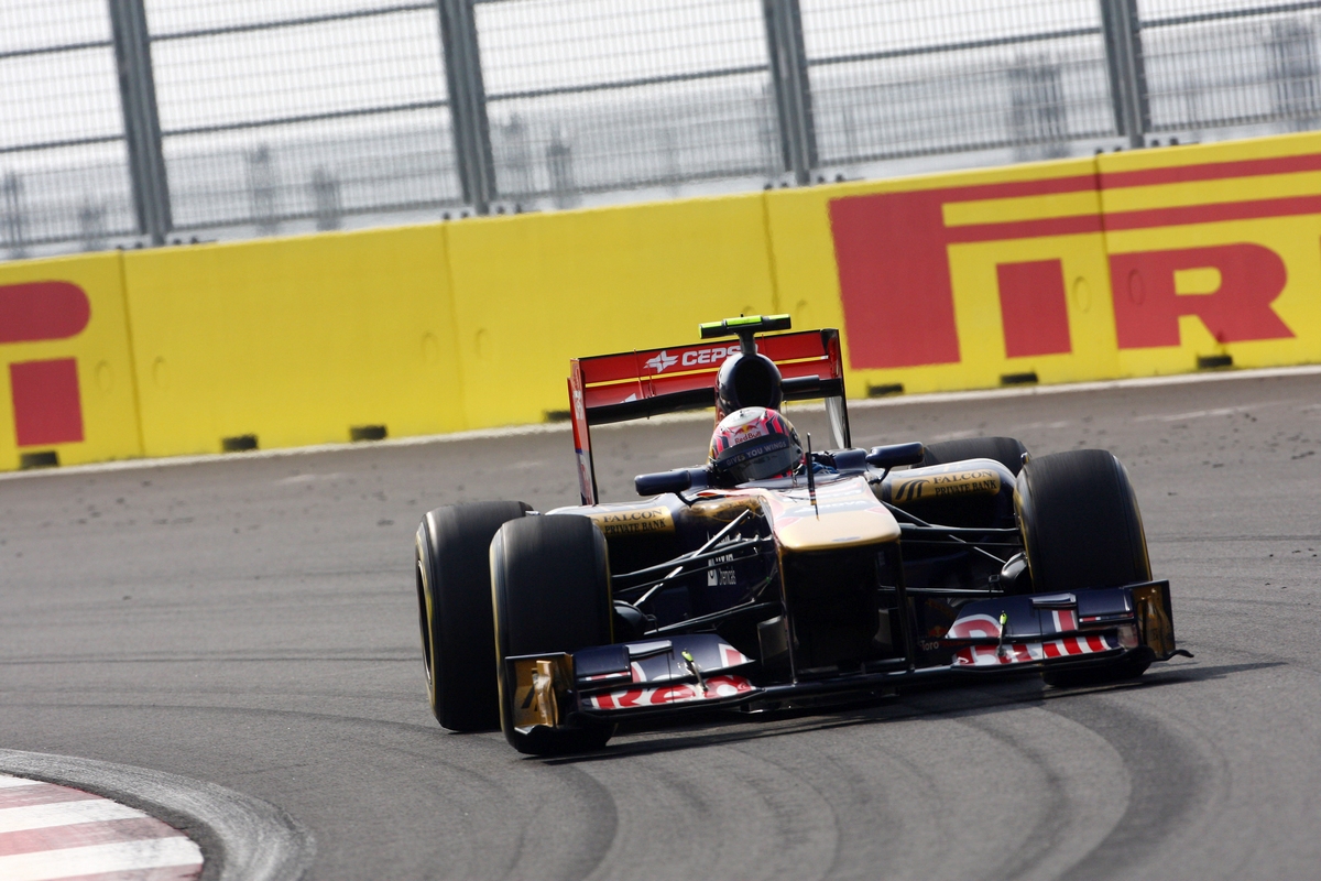 GP KOREA, 15.10.2011- Qualifiche, Jaime Alguersuari (SPA), Scuderia Toro Rosso, STR6
