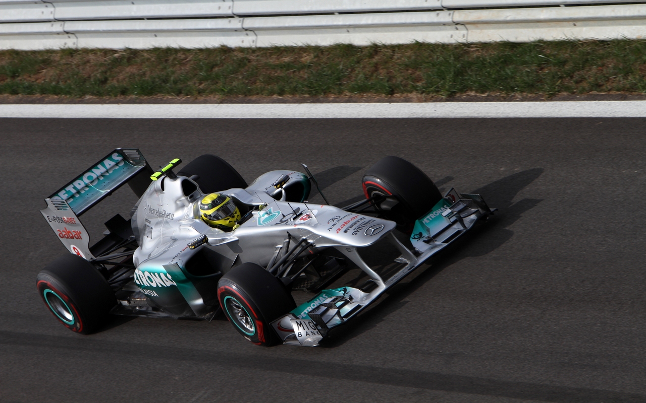 GP KOREA, 15.10.2011- Qualifiche, Nico Rosberg (GER), Mercedes GP Petronas F1 Team, MGP W02 