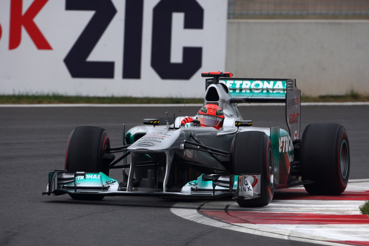 GP KOREA, 15.10.2011- Prove Libere 3, Sabato, Michael Schumacher (GER), Mercedes GP Petronas F1 Team, MGP W02 