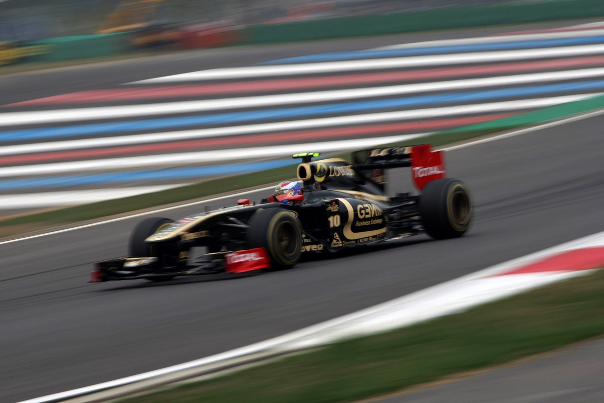 GP KOREA, 15.10.2011- Prove Libere 3, Sabato, Vitaly Petrov (RUS), Lotus Renault GP, R31 