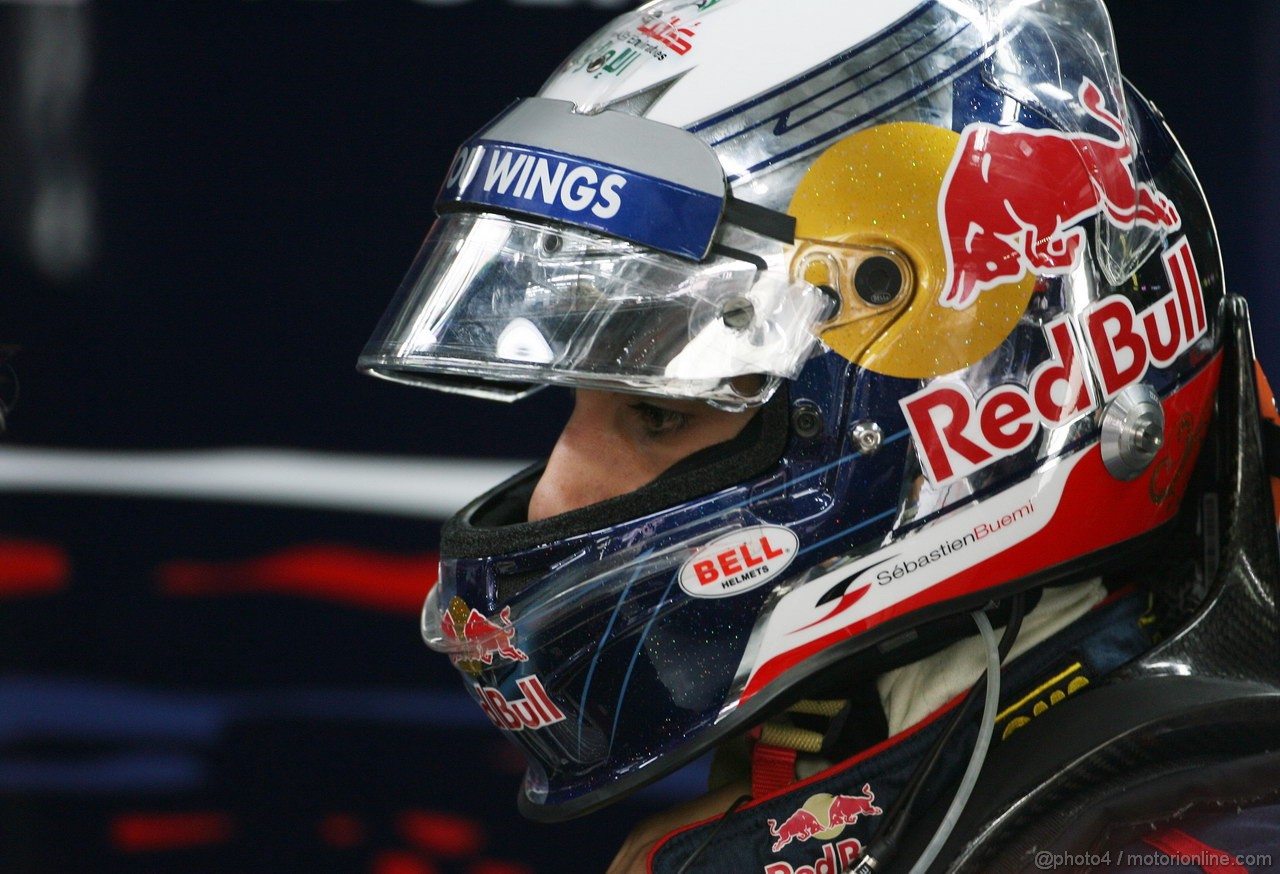 GP KOREA, 14.10.2011- Prove Libere 1, Venerdi', S�bastien Buemi (SUI), Scuderia Toro Rosso, STR6 
