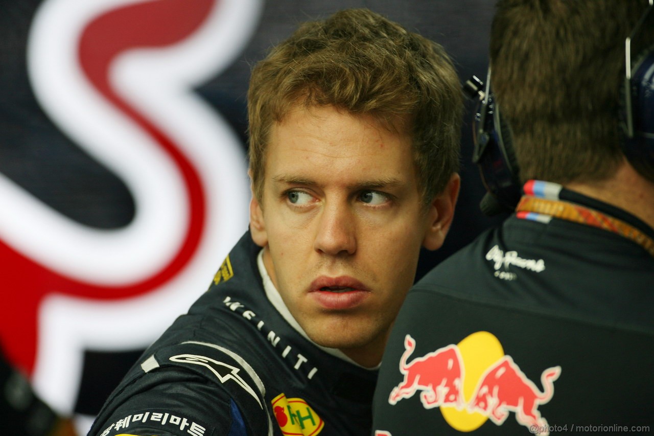 GP KOREA, 14.10.2011- Prove Libere 1, Venerdi', Sebastian Vettel (GER), Red Bull Racing, RB7 