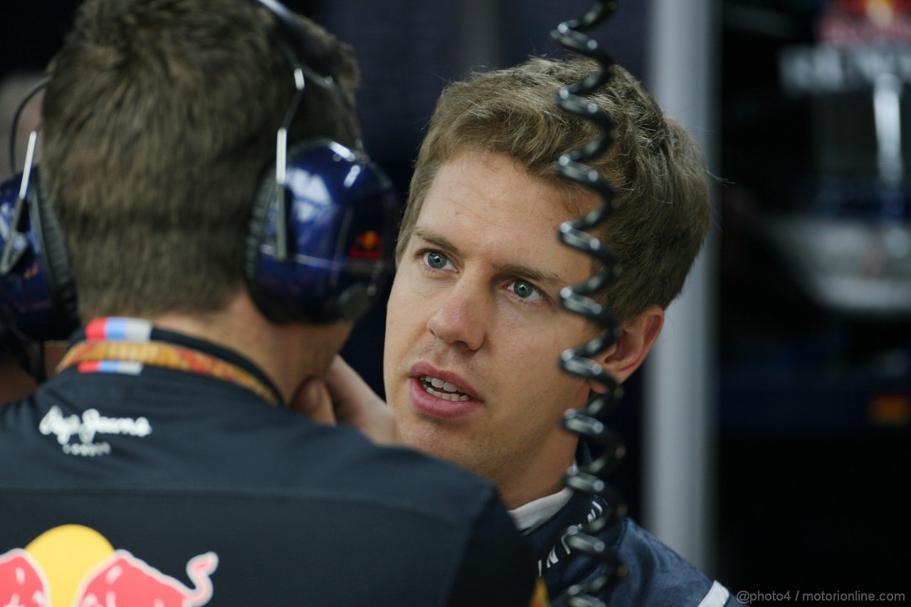 GP KOREA, 14.10.2011- Prove Libere 1, Venerdi', Sebastian Vettel (GER), Red Bull Racing, RB7 