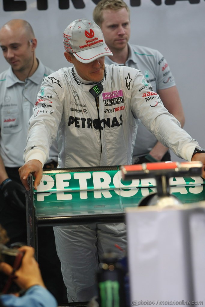 GP KOREA, 14.10.2011- Prove Libere 1, Venerdi', Michael Schumacher (GER), Mercedes GP Petronas F1 Team, MGP W02