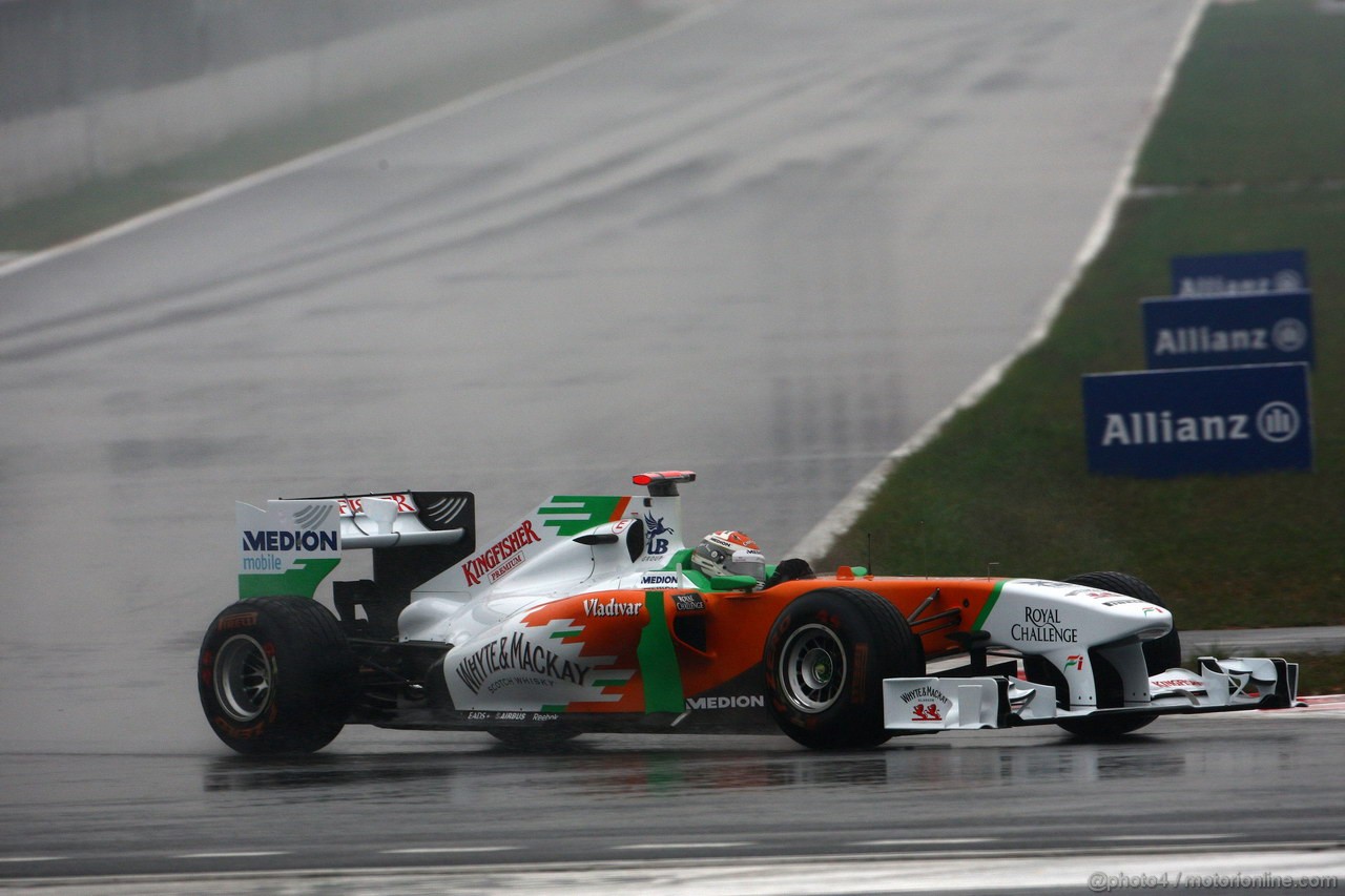 GP KOREA, 14.10.2011- Prove Libere 1, Venerdi', Adrian Sutil (GER), Force India F1 Team, VJM04