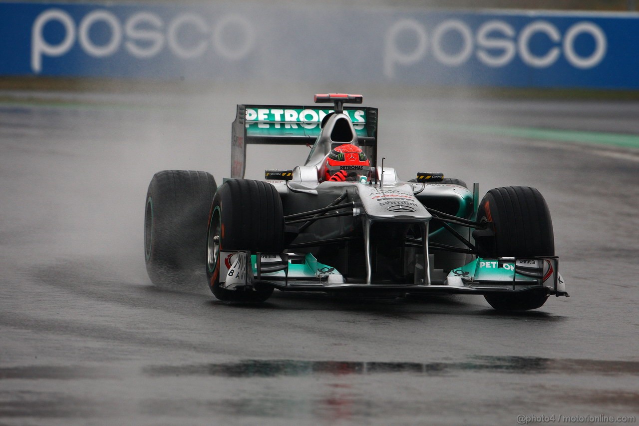 GP KOREA, 14.10.2011- Prove Libere 1, Venerdi', Michael Schumacher (GER), Mercedes GP Petronas F1 Team, MGP W02