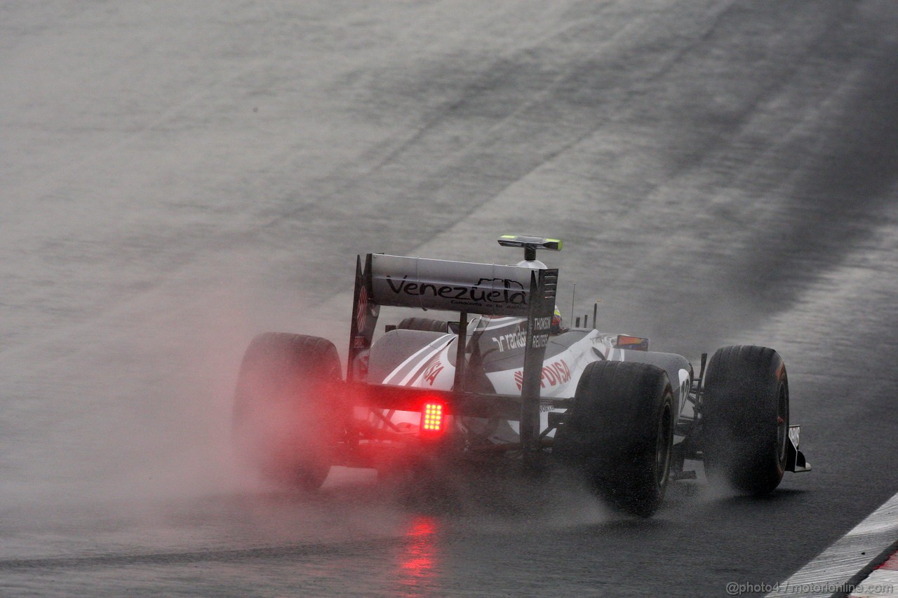 GP KOREA, 14.10.2011- Prove Libere 1, Venerdi', Pastor Maldonado (VEN), Williams FW33 