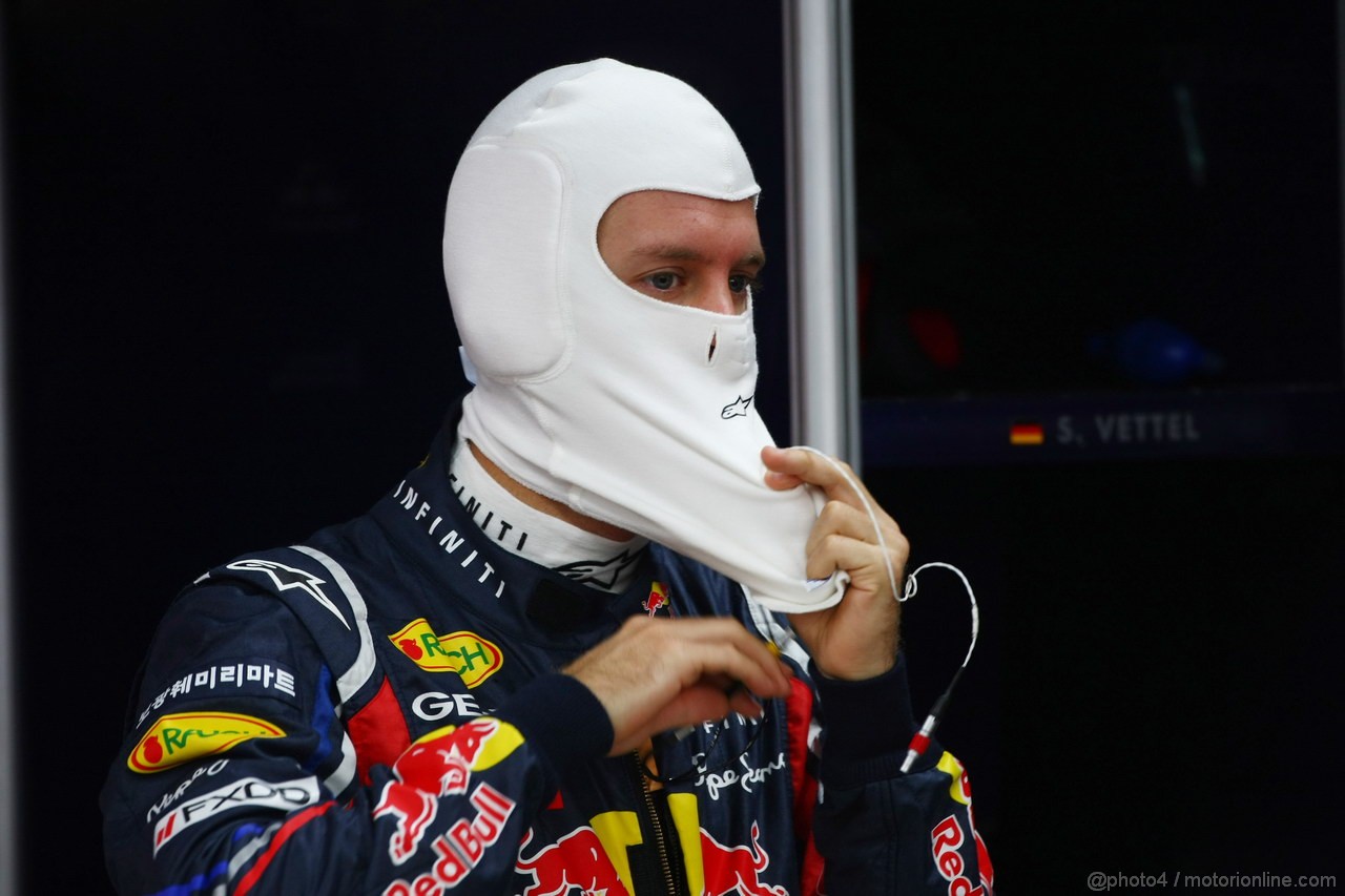 GP KOREA, 14.10.2011- Prove Libere 1, Venerdi', Sebastian Vettel (GER), Red Bull Racing, RB7 