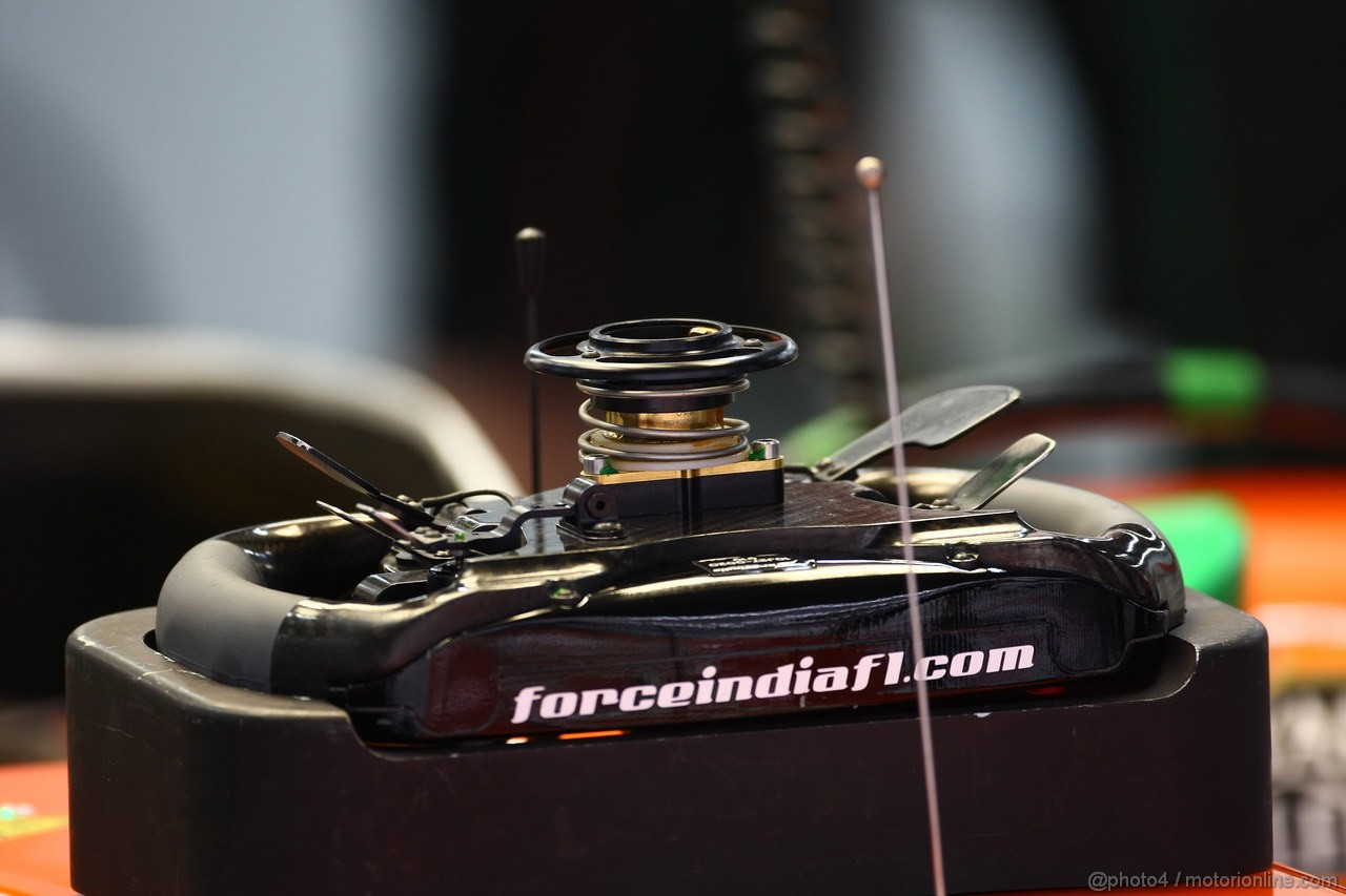 GP KOREA, 14.10.2011- Prove Libere 1, Venerdi', Steering wheel of Force India F1 Team, VJM04 