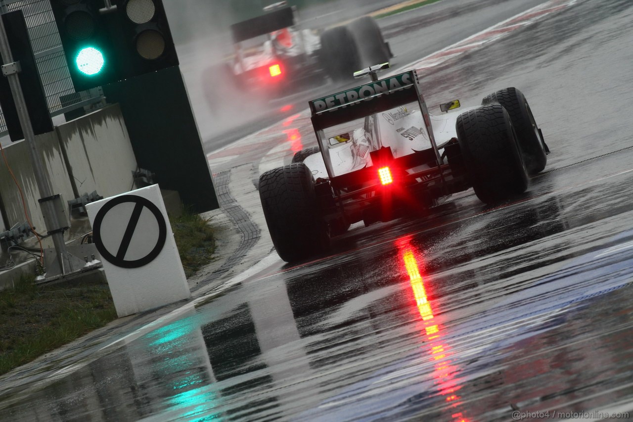 GP KOREA, 14.10.2011- Prove Libere 1, Venerdi', Nico Rosberg (GER), Mercedes GP Petronas F1 Team, MGP W02 