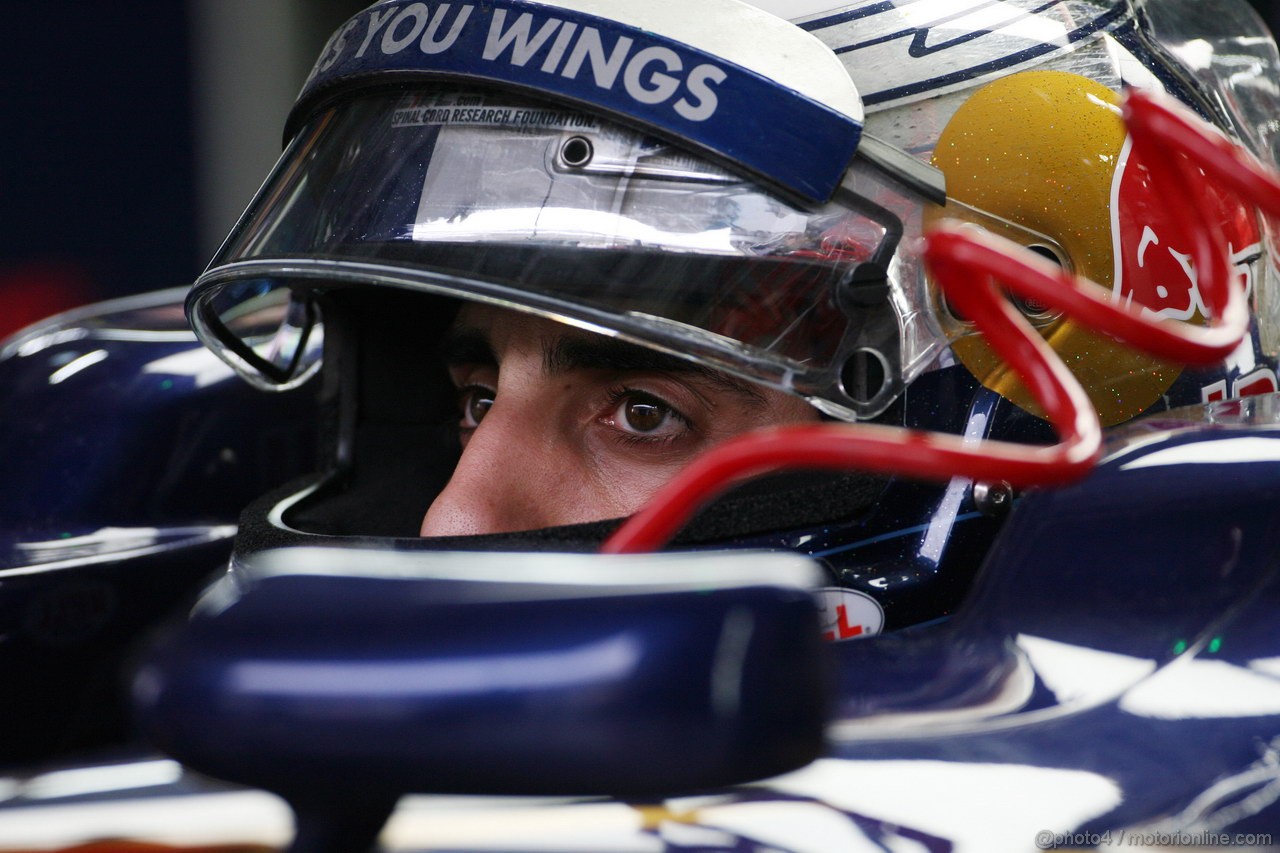 GP KOREA, 14.10.2011- Prove Libere 2, Venerdi', S�bastien Buemi (SUI), Scuderia Toro Rosso, STR6 