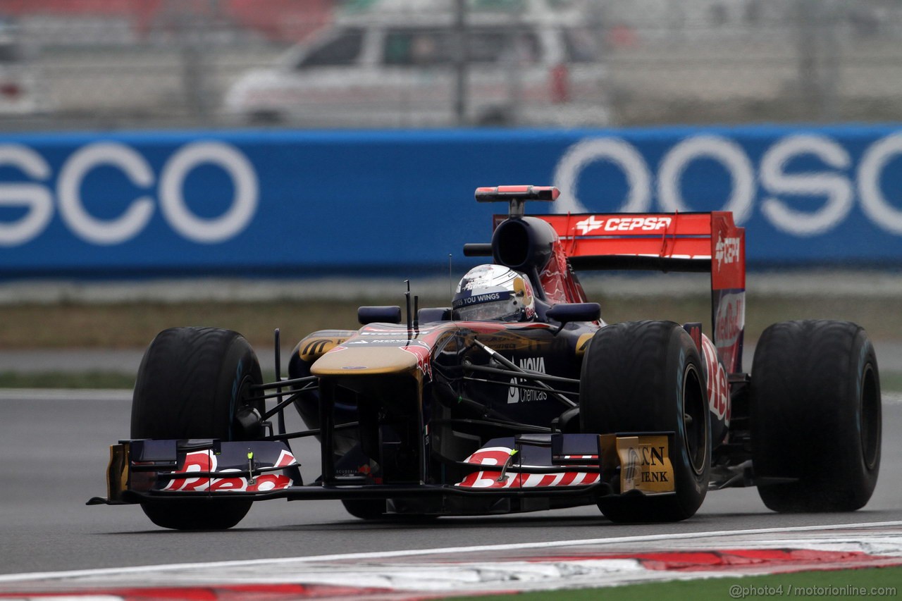 GP KOREA, 14.10.2011- Prove Libere 2, Venerdi', S�bastien Buemi (SUI), Scuderia Toro Rosso, STR6 
