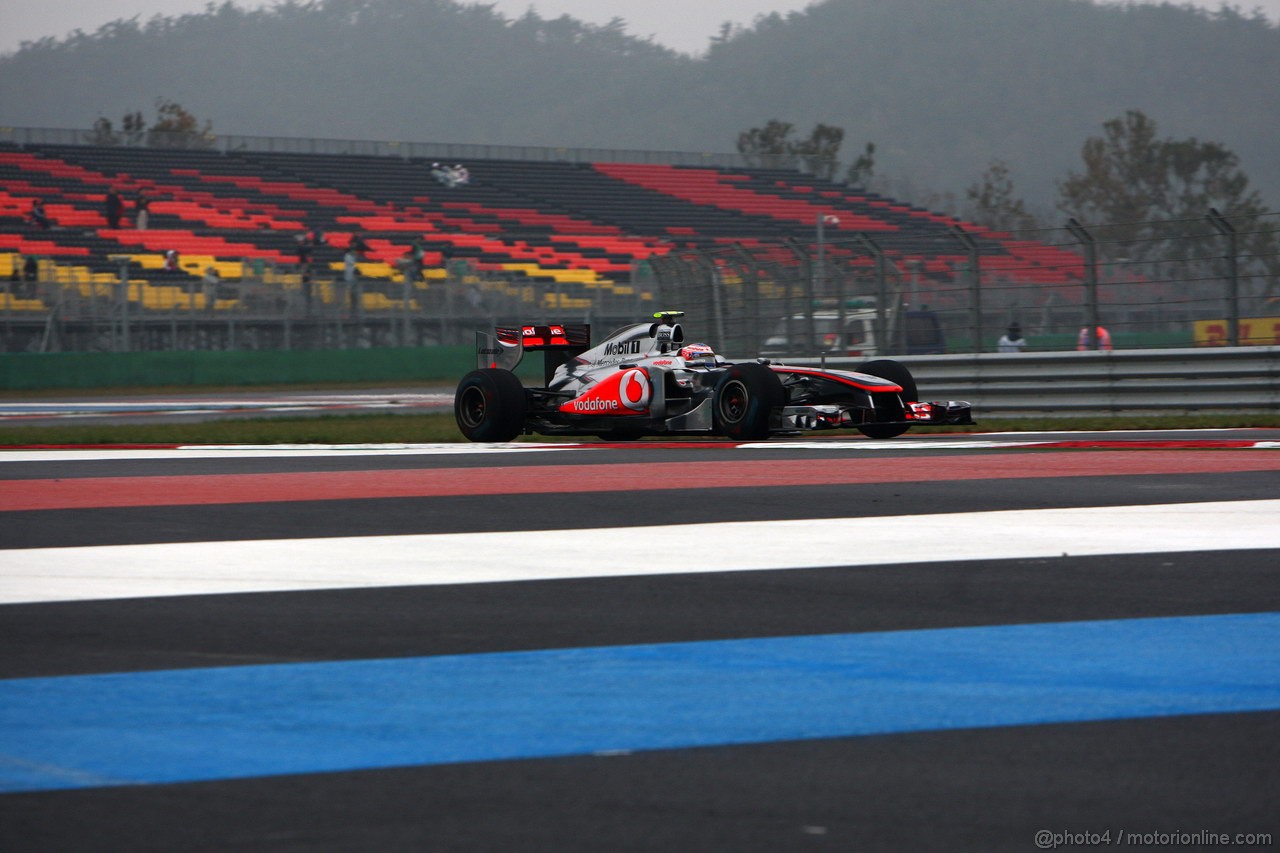 GP KOREA, 14.10.2011- Prove Libere 2, Venerdi', Jenson Button (GBR), McLaren Mercedes, MP4-26
