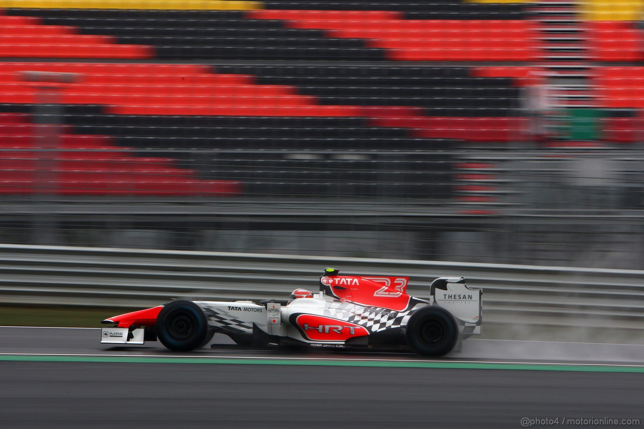 GP KOREA, 14.10.2011- Prove Libere 2, Venerdi', Vitantonio Liuzzi (ITA), HRT Formula One Team 