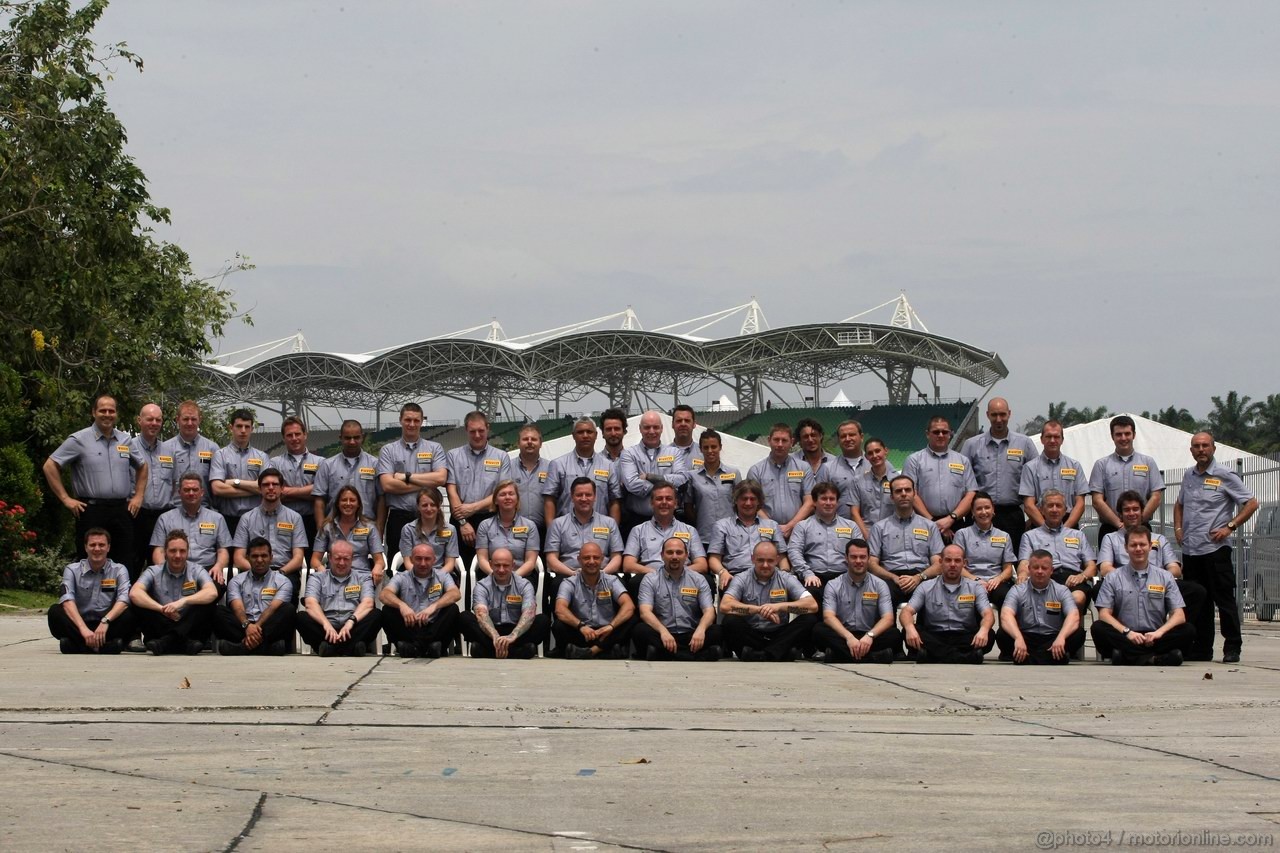 GP MALESIA, 10.04.2011- Pirelli staff photo