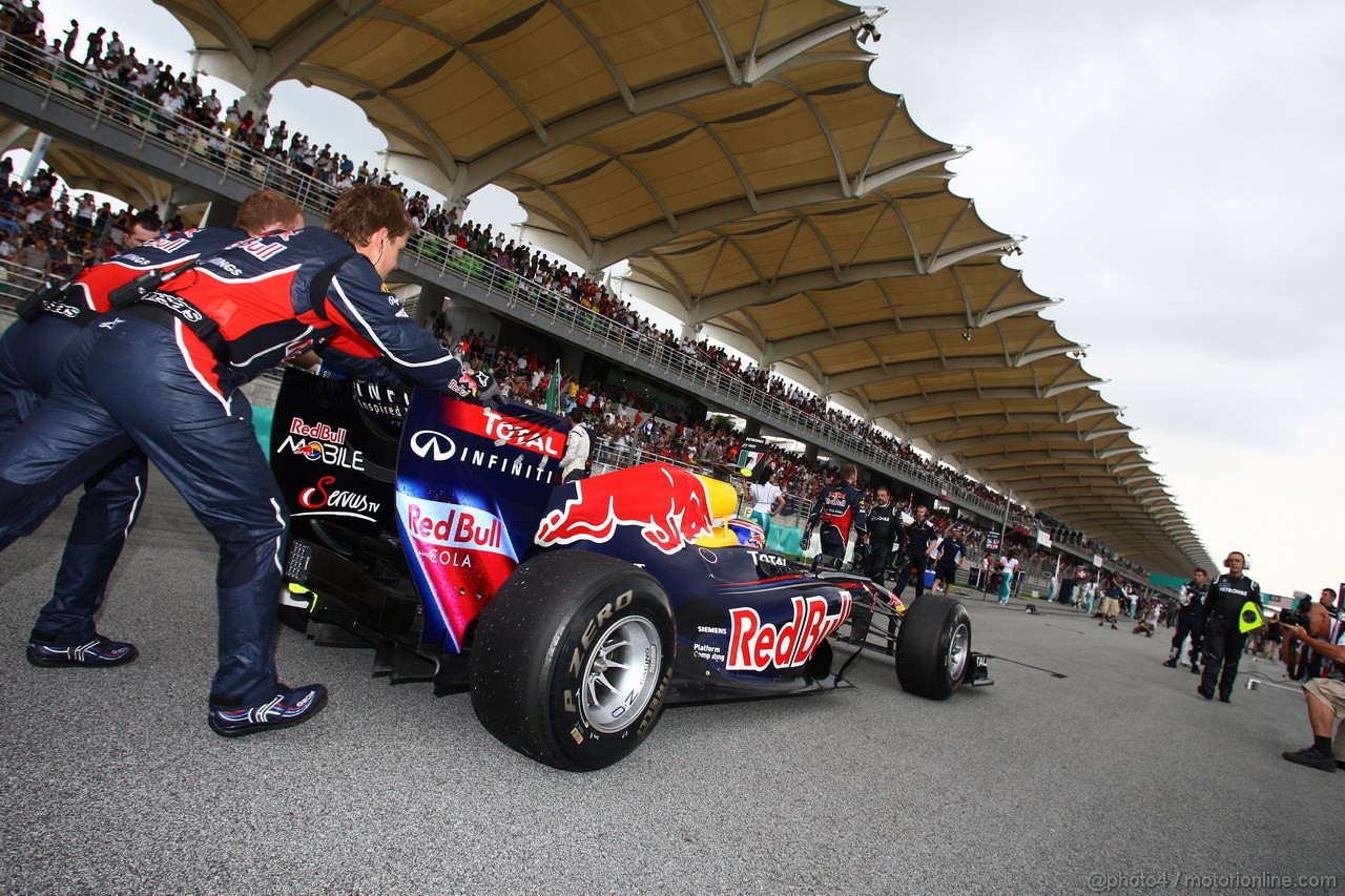 GP MALESIA, 10.04.2011- Gara, Mark Webber (AUS), Red Bull Racing, RB7 
