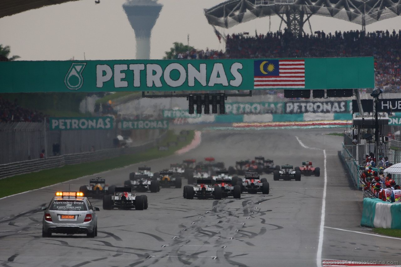 GP MALESIA, 10.04.2011- Gara, partenza