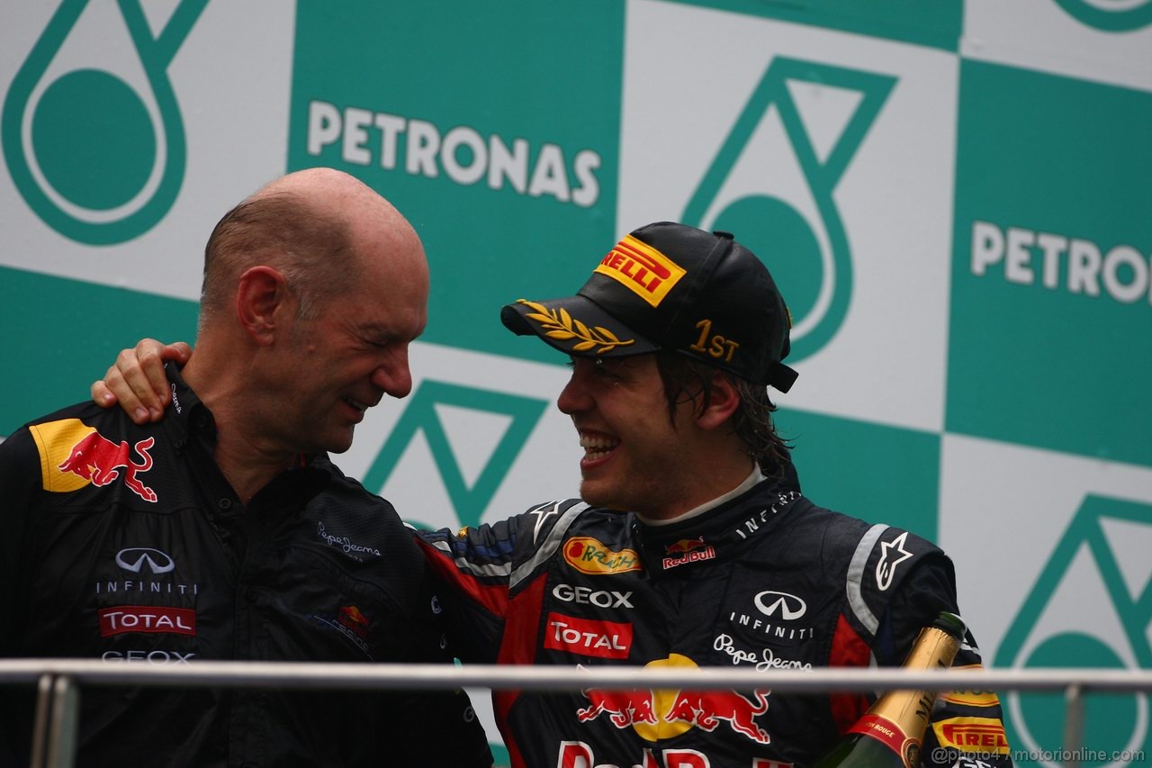 GP MALESIA, 10.04.2011- Gara, Sebastian Vettel (GER), Red Bull Racing, RB7 vincitore e Adrian Newey (GBR), Red Bull Racing , Technical Operations Director 