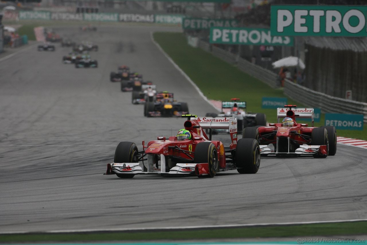 GP MALESIA, 10.04.2011- Gara, Felipe Massa (BRA), Ferrari, F-150 Italia davanti a Fernando Alonso (ESP), Ferrari, F-150 Italia