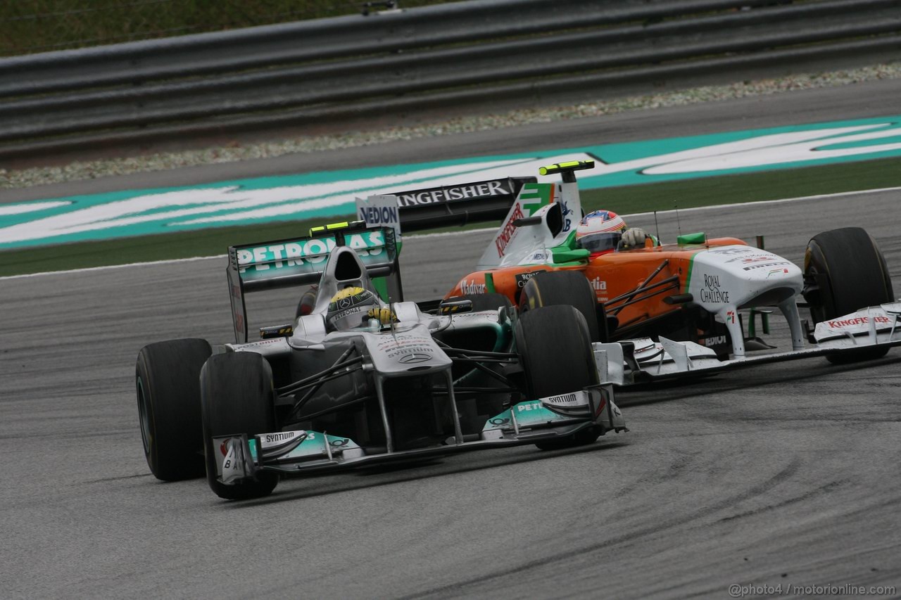 GP MALESIA, 10.04.2011- Gara, Nico Rosberg (GER), Mercedes GP Petronas F1 Team, MGP W02 e Paul di Resta (GBR) Force India VJM04 