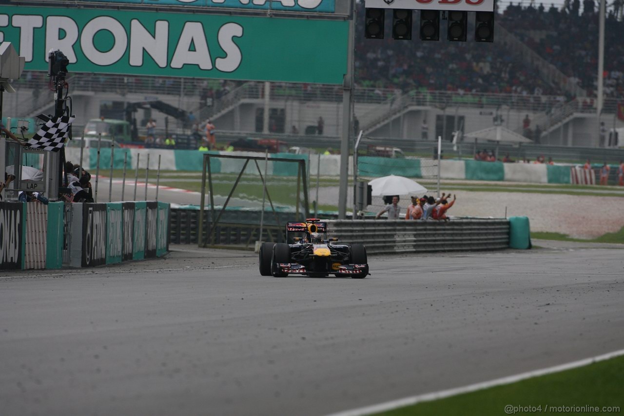 GP MALESIA, 10.04.2011- Gara, Sebastian Vettel (GER), Red Bull Racing, RB7 vincitore 