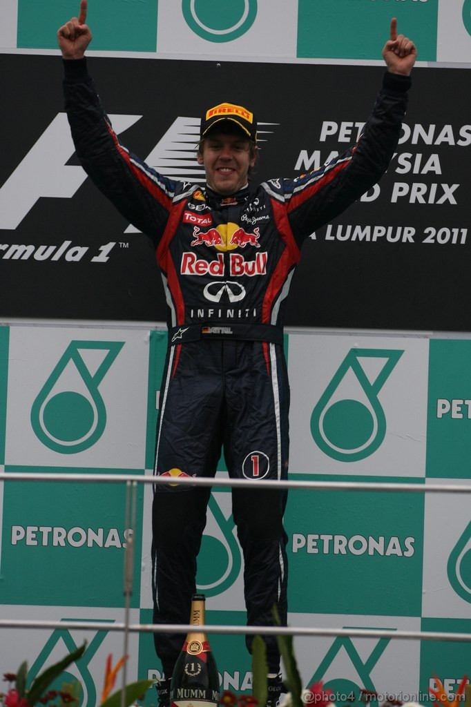 GP MALESIA, 10.04.2011- Gara, Sebastian Vettel (GER), Red Bull Racing, RB7 vincitore 