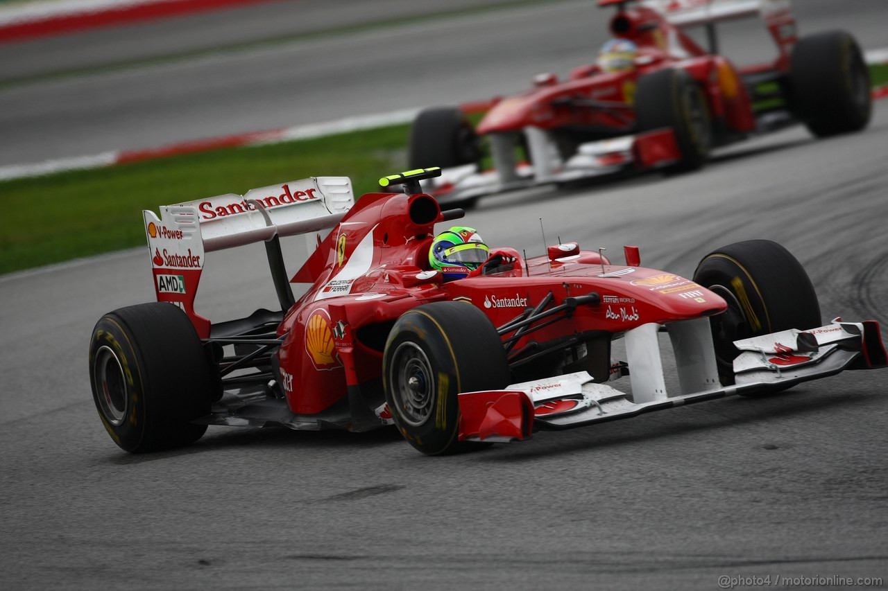 GP MALESIA, 10.04.2011- Gara, Felipe Massa (BRA), Ferrari, F-150 Italia davanti a Fernando Alonso (ESP), Ferrari, F-150 Italia 