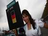 GP MALESIA, 10.04.2011- Gara, grid girl, pitbabes