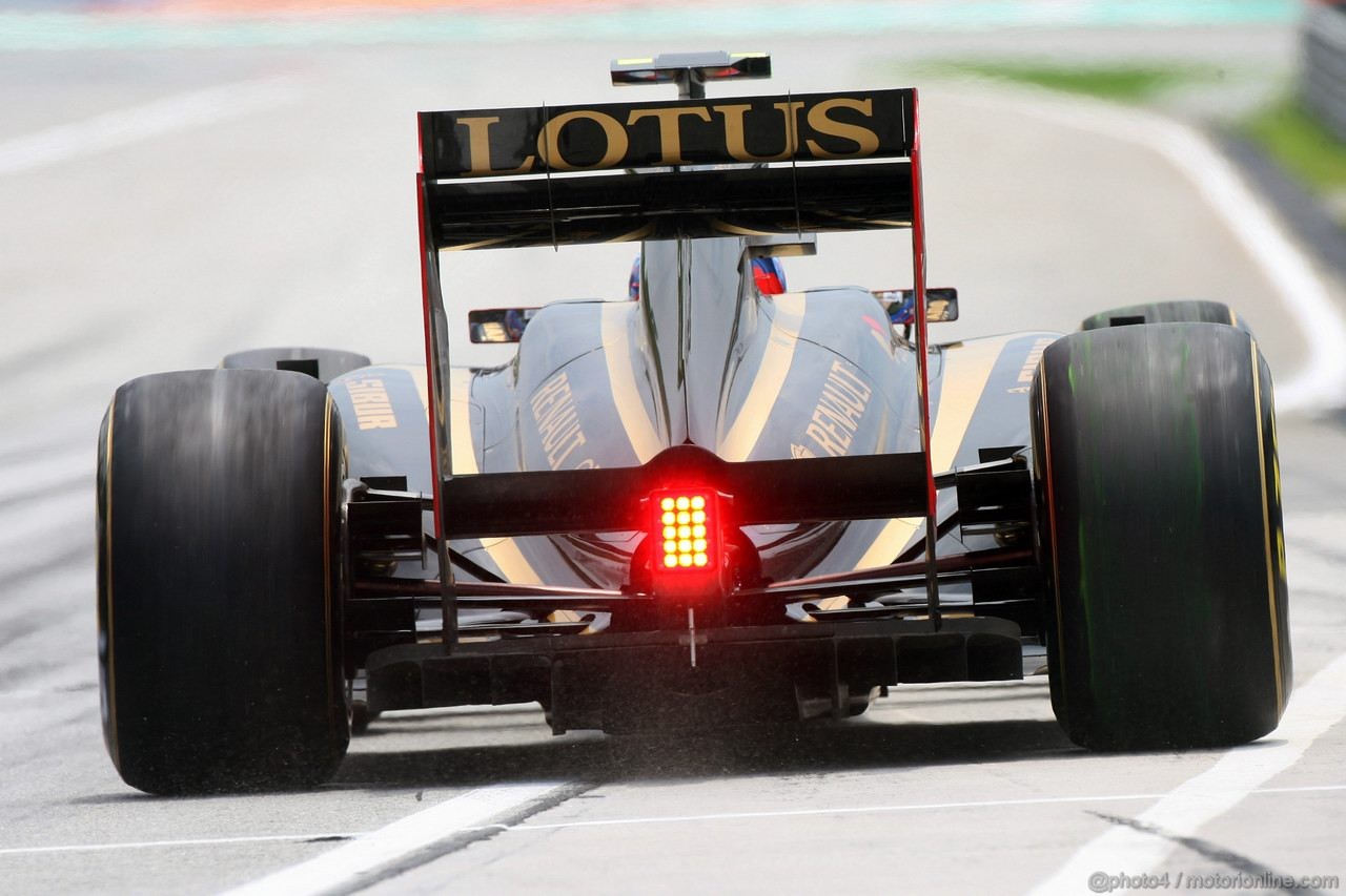 GP MALESIA, 09.04.2011- Prove Libere 3, Sabato, Vitaly Petrov (RUS), Lotus Renault GP, R31 