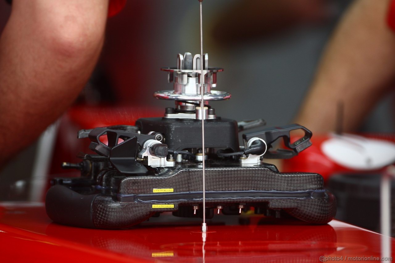 GP MALESIA, 09.04.2011- Prove Libere 3, Sabato, Steering wheel Ferrari  