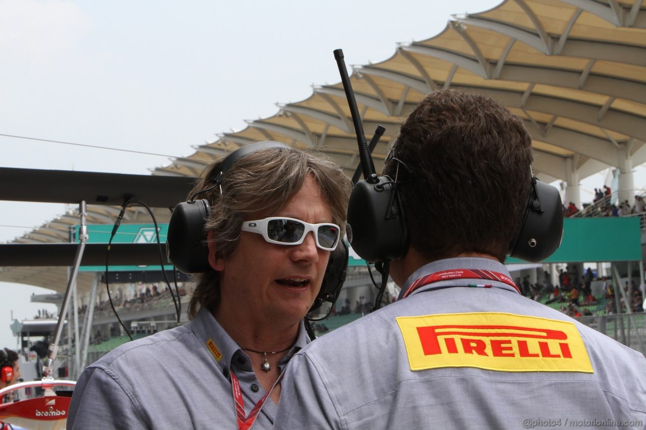 GP MALESIA, 09.04.2011- Prove Libere 3, Sabato, Staff Pirelli
