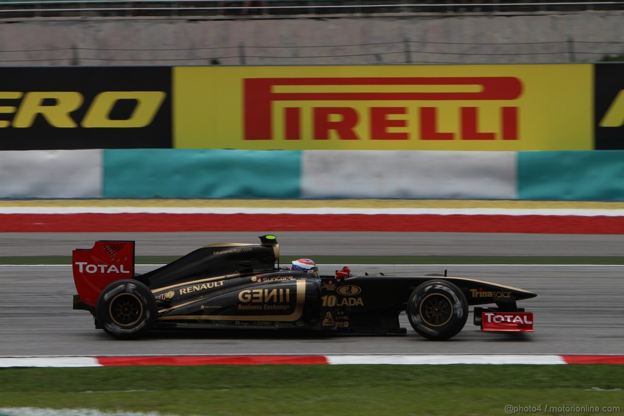 GP MALESIA, 09.04.2011- Prove Libere 3, Sabato, Vitaly Petrov (RUS), Lotus Renault GP, R31