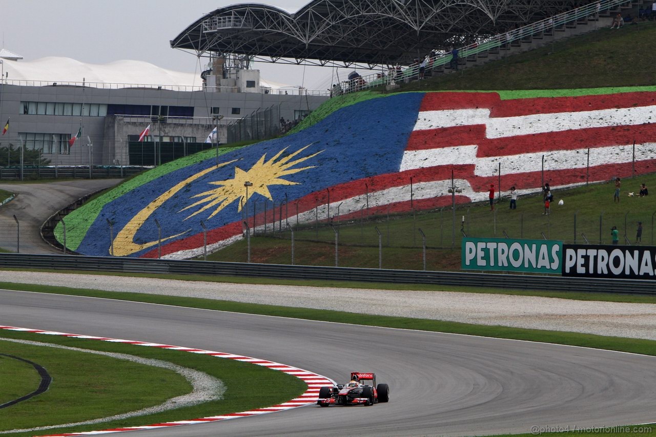 GP MALESIA, 09.04.2011- Qualifiche, Lewis Hamilton (GBR), McLaren  Mercedes, MP4-26 