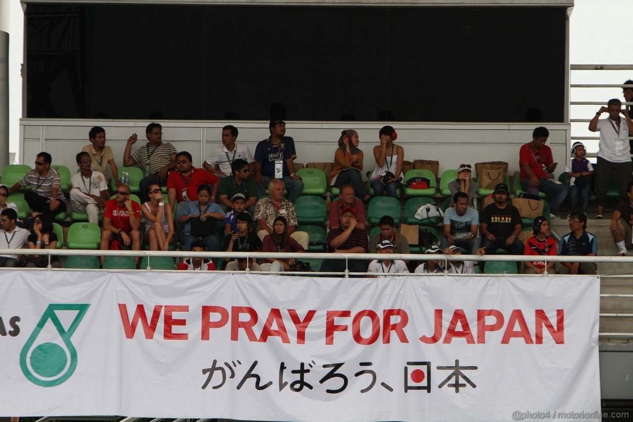 GP MALESIA, 09.04.2011- Qualifiche, Fans