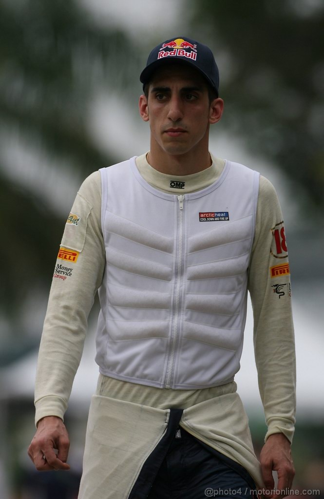 GP MALESIA, 09.04.2011- Qualifiche, Sébastien Buemi (SUI), Scuderia Toro Rosso, STR6