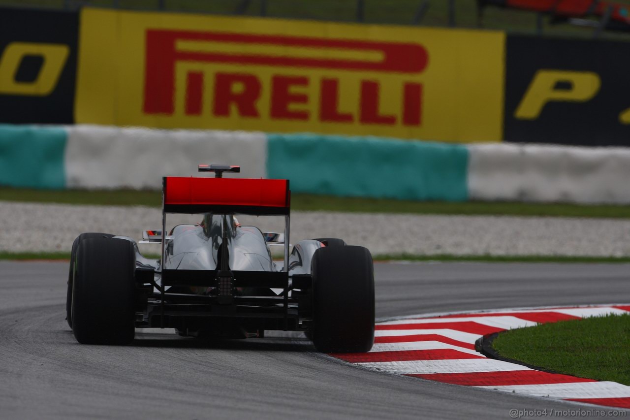 GP MALESIA, 08.04.2011- Prove Libere 1, Venerdi', Lewis Hamilton (GBR), McLaren  Mercedes, MP4-26 